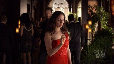 Lost Girl (2010), Episode 2