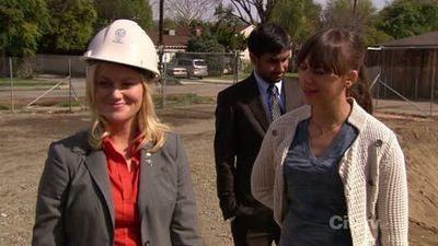 "Parks and Recreation" 1 season 1-th episode