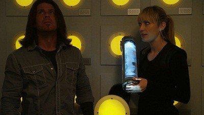 Серия 3, Воздействие / Leverage (2008)