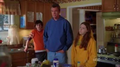 Episode 5, The Middle (2009)