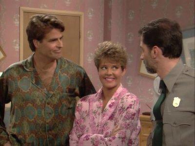 "Married... with Children" 6 season 17-th episode
