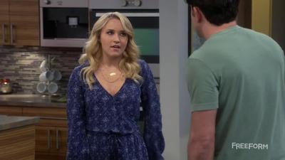 Episode 6, Young & Hungry (2014)