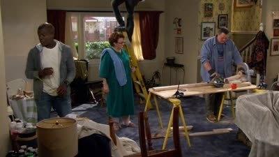 Episode 21, Mike & Molly (2010)