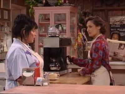 "Roseanne" 7 season 4-th episode