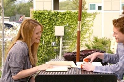 "Switched at Birth" 1 season 3-th episode
