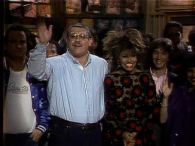 Суботній вечір у прямому ефірі / Saturday Night Live (1975), Серія 12