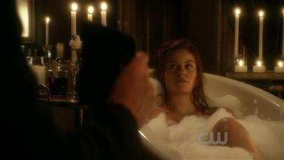 "Smallville" 9 season 13-th episode