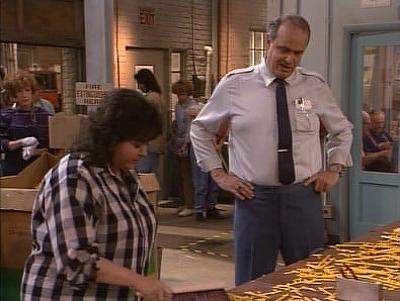Roseanne (1988), Episode 23