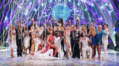 "Strictly Come Dancing" 17 season 1-th episode