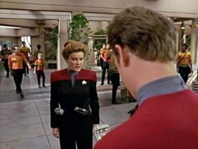 "Star Trek: Voyager" 1 season 4-th episode