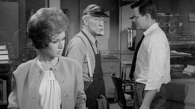 "The Twilight Zone 1959" 4 season 9-th episode