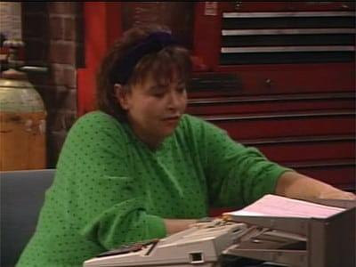 Roseanne (1988), Episode 2