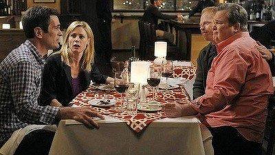 "Modern Family" 3 season 15-th episode