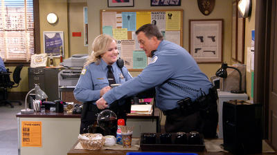 Mike & Molly (2010), Episode 6
