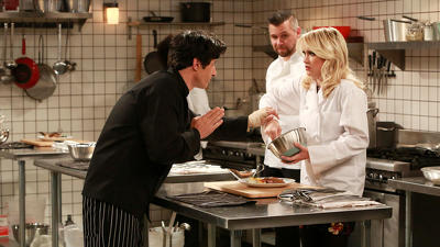 "Young & Hungry" 2 season 10-th episode