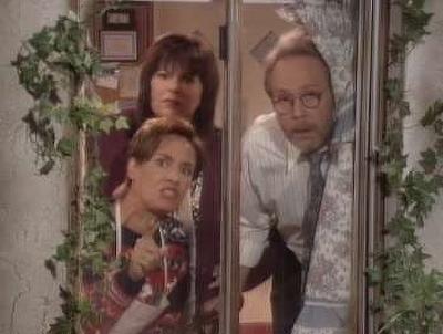Episode 3, Roseanne (1988)