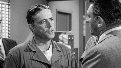 "The Twilight Zone 1959" 3 season 2-th episode