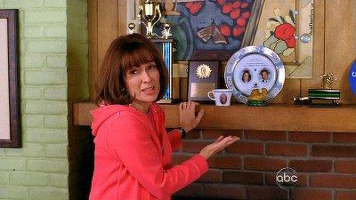 "The Middle" 2 season 20-th episode