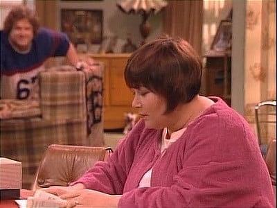 Roseanne (1988), Episode 22