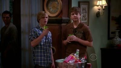 Two and a Half Men (2003), Episode 12