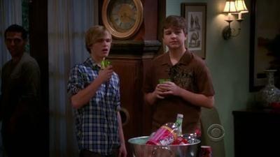 "Two and a Half Men" 8 season 12-th episode