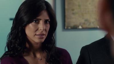 Private Eyes (2016), Episode 13