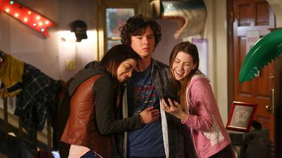 Episode 18, The Middle (2009)